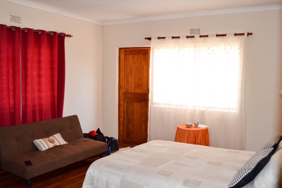 7 Bedroom Property for Sale in Suurbraak Western Cape